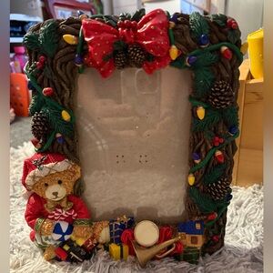 Festive Christmas Picture Frame with Bear and Bow